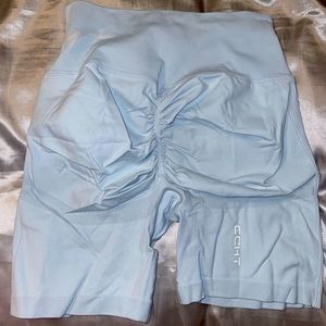 ECHT - Scrunch shorts and Bra